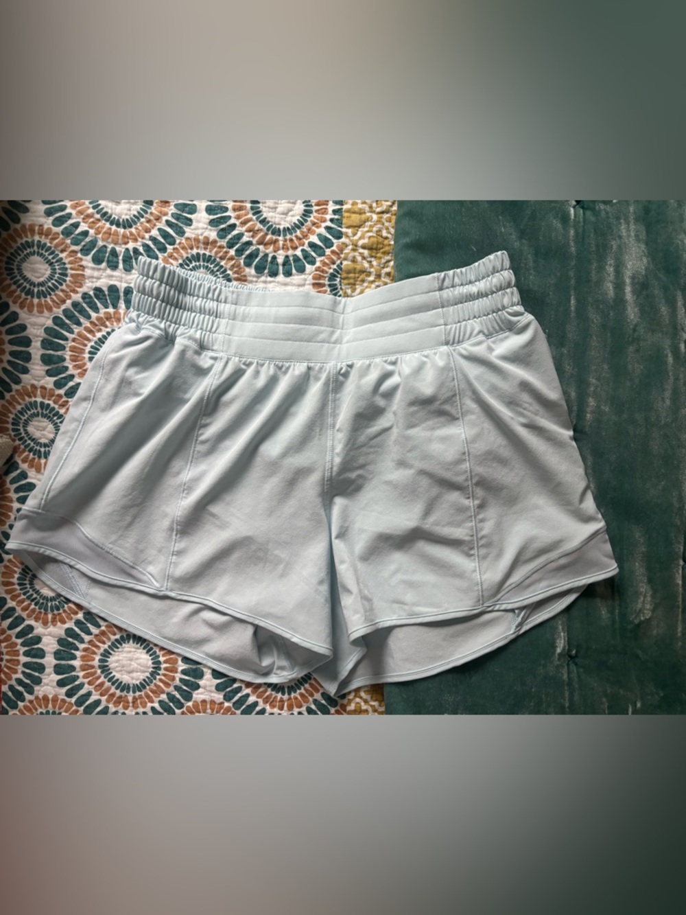 lululemon athletica rare 4” inch inseam Powder Blue Hotty Hot Shorts